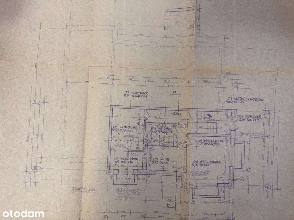Duży dom z ogromnym potencjałem w Łobzie-3