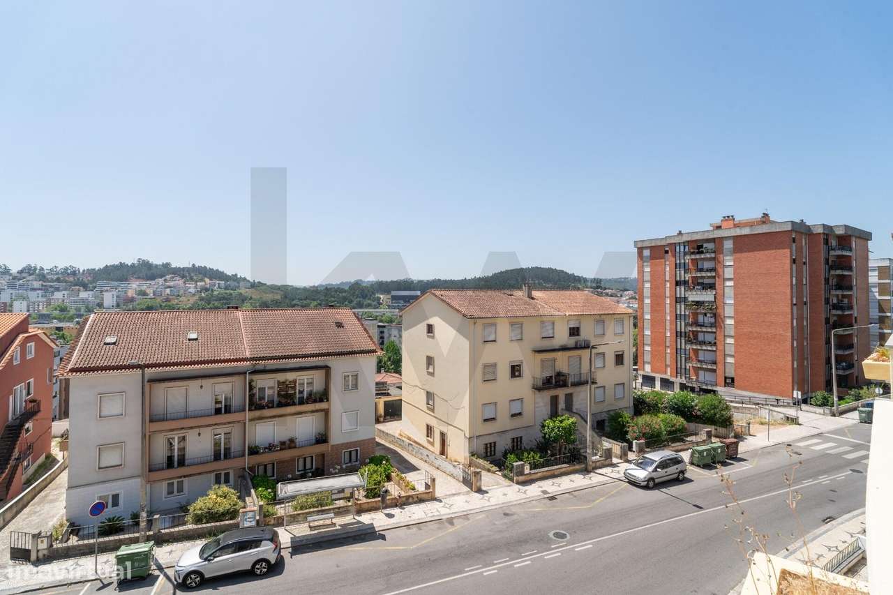 Apartamento T2 Transformado em 3 Estúdios – Bairro Norton de Matos, Co-16