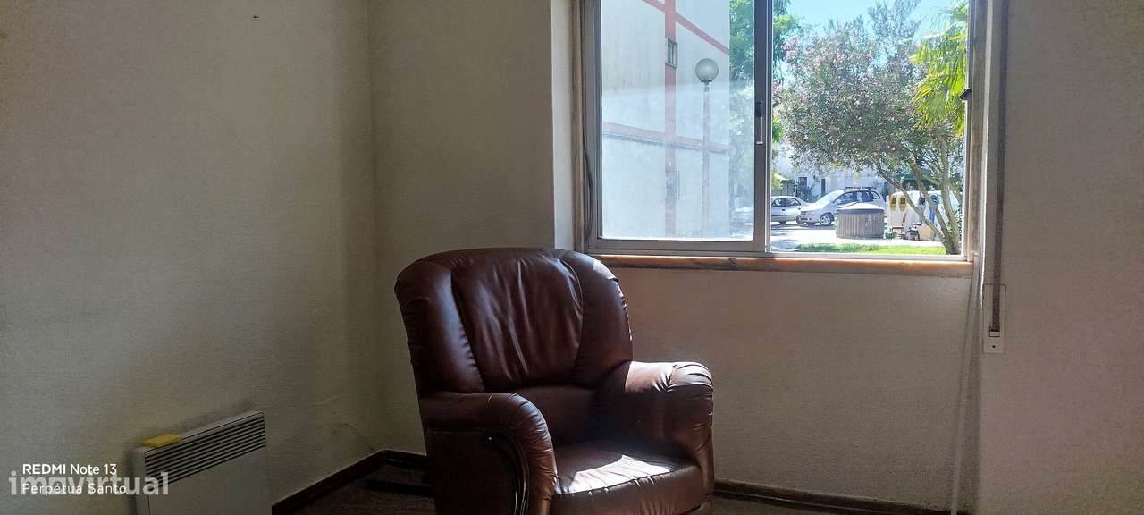 Excelente 3 assoalhadas Amplitude de áreas Luminosidade Marquise Arrec-22