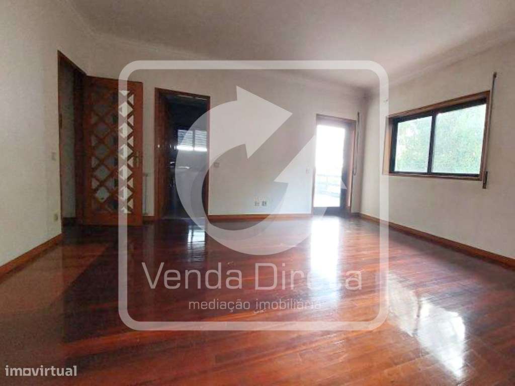 Moradia T5 com Piscina + Armazém | Terreno com 5.000 m² | Vila Nova...-12