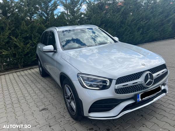 Mercedes-Benz GLC 220 d 4Matic 9G-TRONIC AMG Line - 2