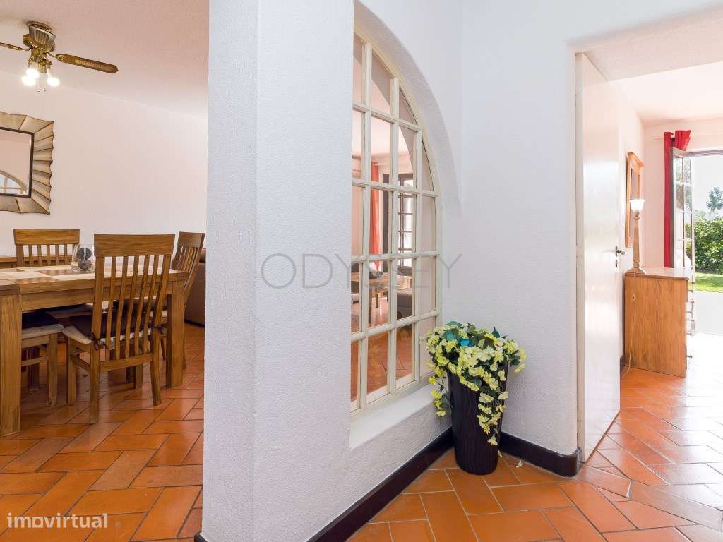 Charmoso Apartamento de 2 Quartos Rés-do-Chão com Grande Jardim Pri...-17