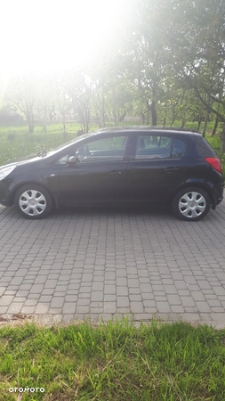 Opel Corsa 1.2 16V Essentia - 5