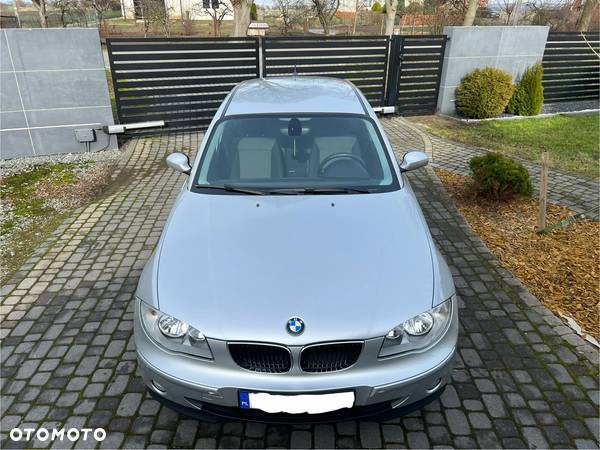 BMW Seria 1 118i - 4