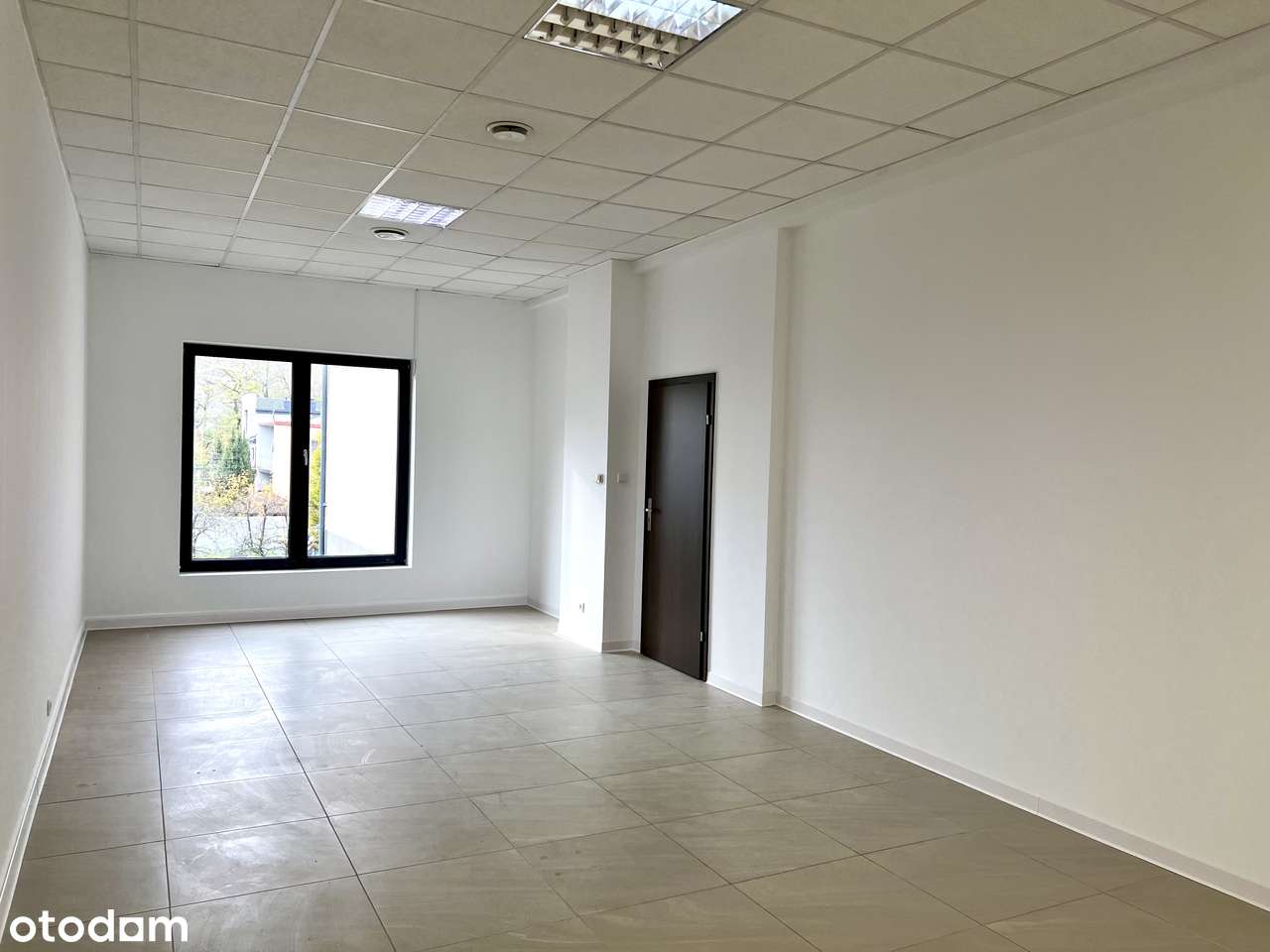 Do wynajęcia lokale w centrum Bełchatowa z windą - Pełny obrazek: 5/5