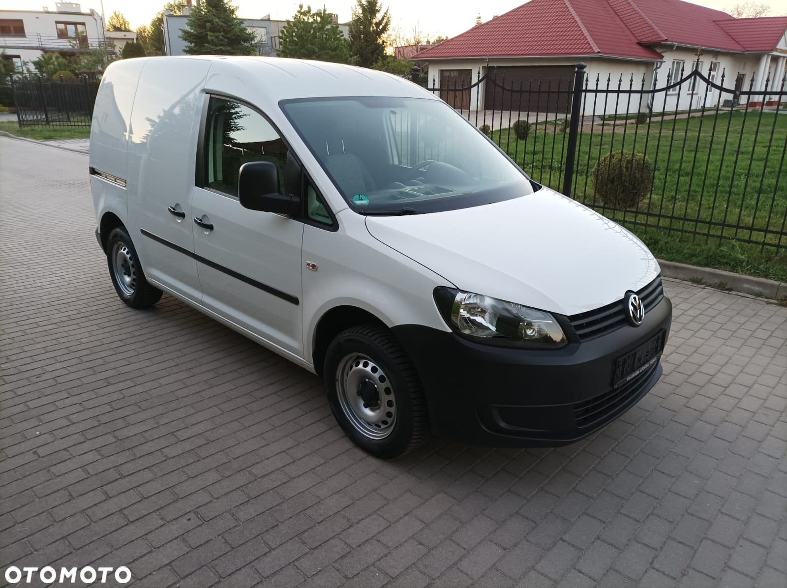 Volkswagen Caddy - 2