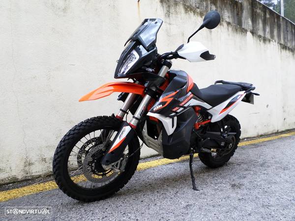 KTM 890 Adventure R - 13