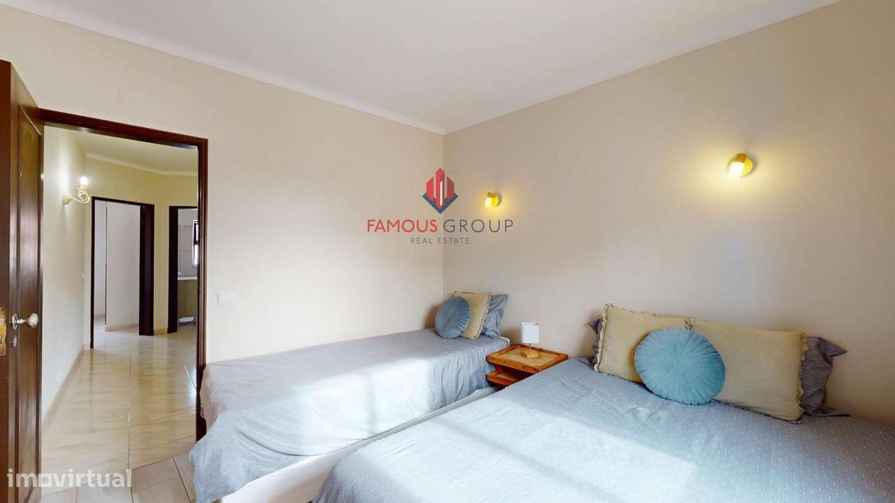 Apartamento T2 Duplex - Lagoa na Rua General Humberto Delgado-16