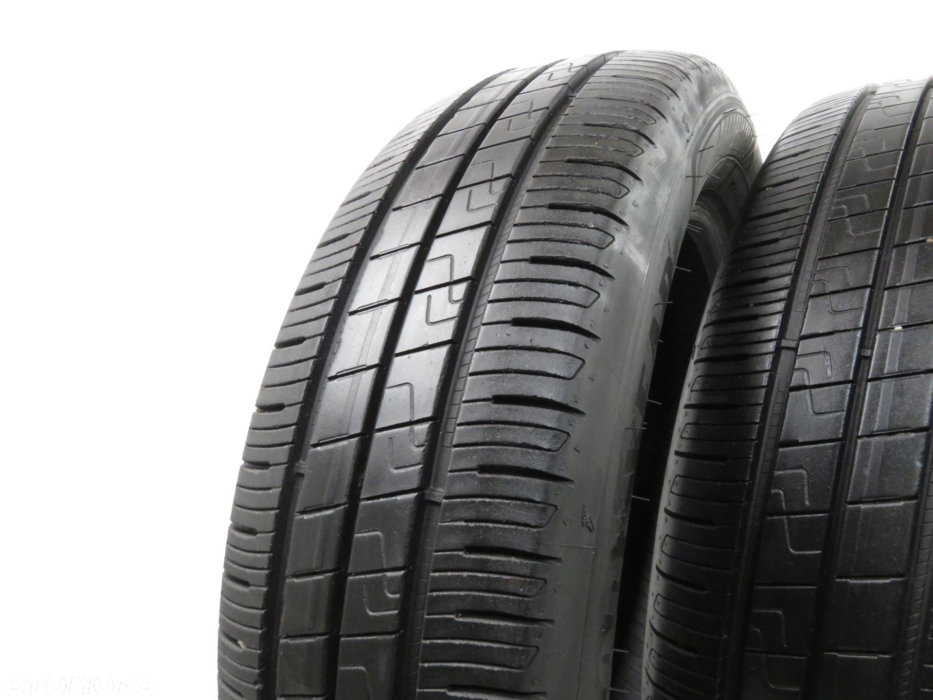 2x 175/65R17 OPONY LETNIE Goodyear EfficientGrip Performance 2 87H - 3