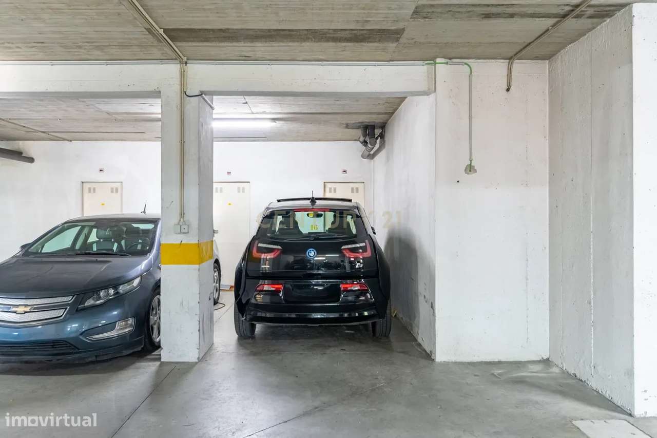 Apartamento T2 118 m2 com varanda e parqueamento - Quinta da Beloura-33