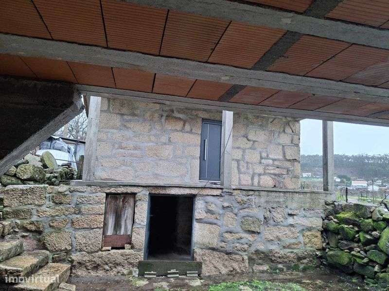 Moradia para restauro 2km da praia fluvial  Vila Cova  Penafiel - Grande imagem: 5/12