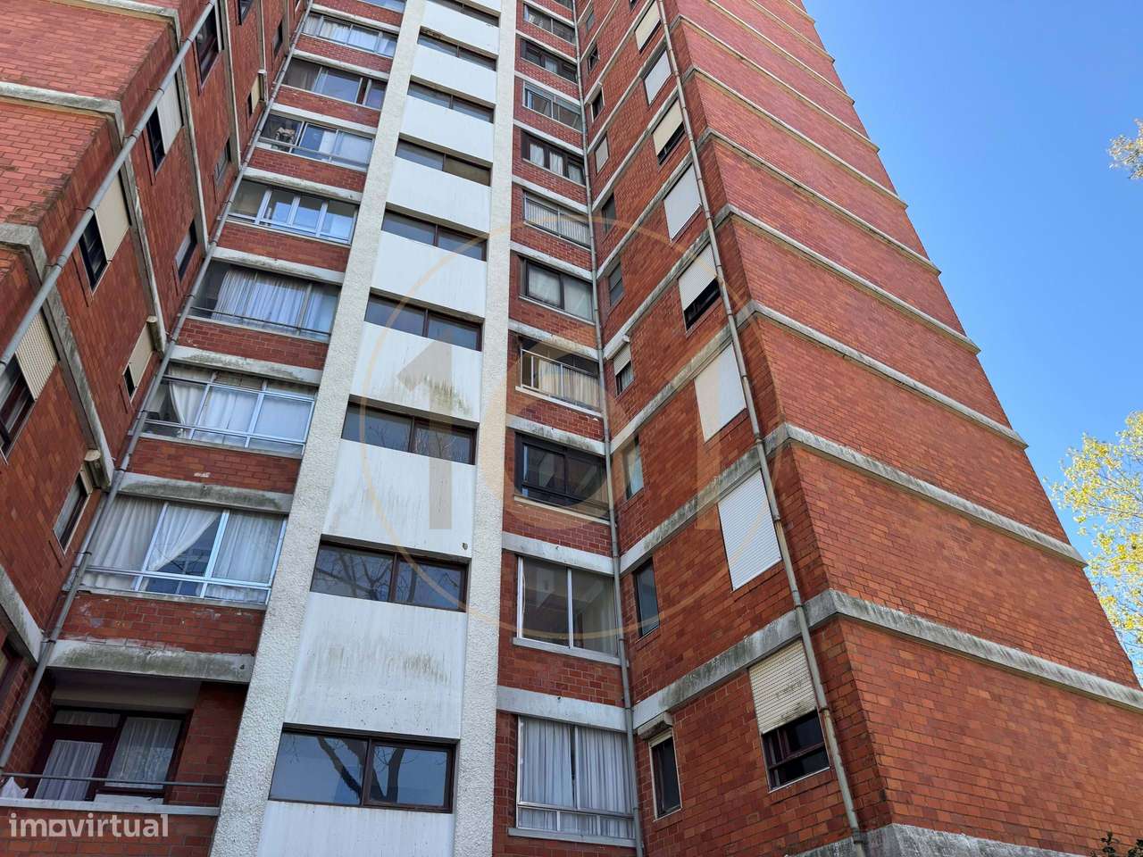 Apartamento T3 com varanda, para venda , no Porto-23