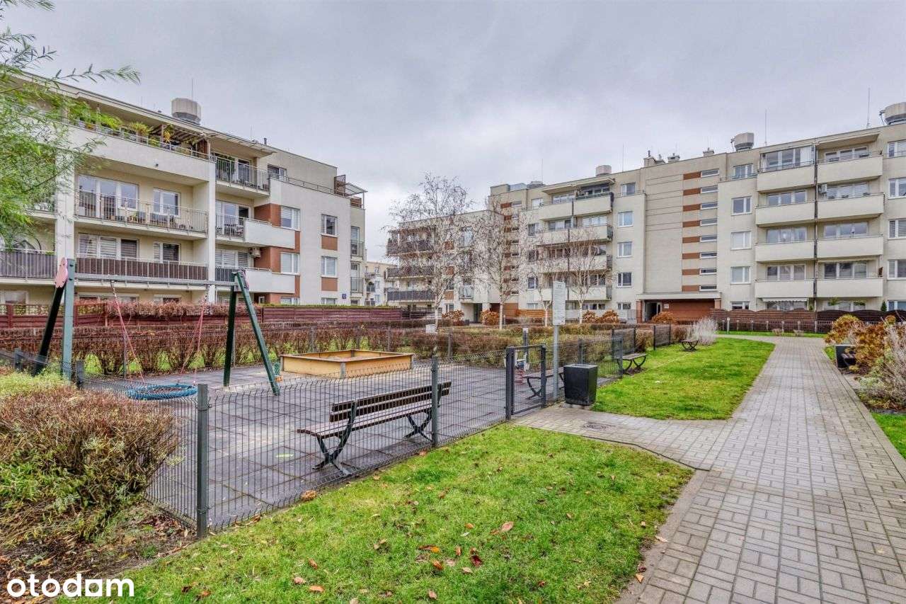 Nowocześnie, po remoncie i z dużym ogródkiem!-18