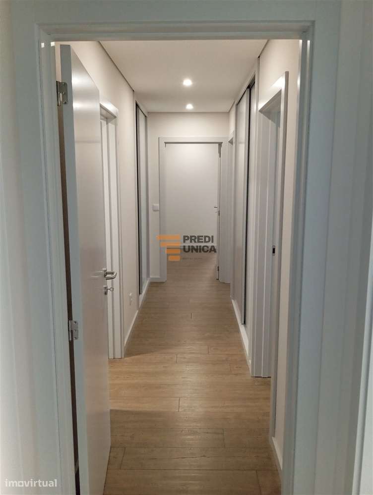 Apartamento T3 Venda em Cedofeita, Santo Ildefonso, Sé, Miragaia, São-17