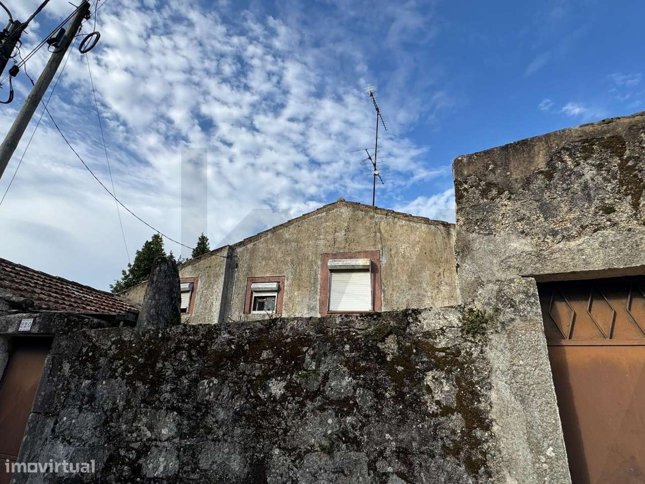 Moradia para recuperar - Grande imagem: 4/4