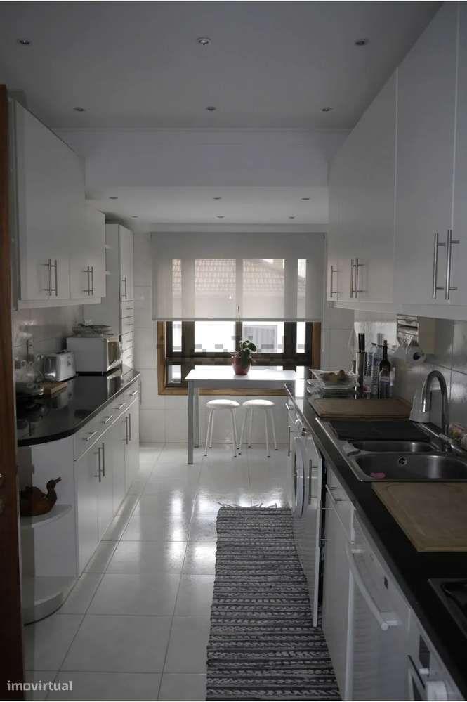 Arrendamento de apartamento t3 na Rua de Salazares - Grande imagem: 4/11