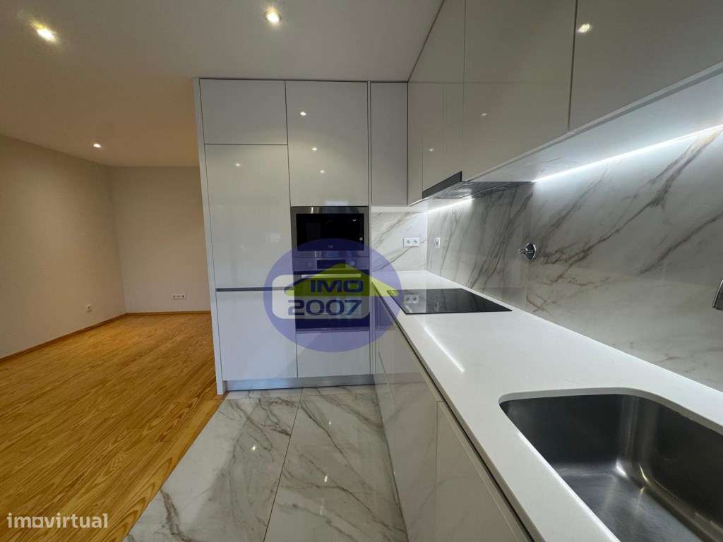 Apartamento T2 com Terraço Nogueira da Regedoura - Grande imagem: 5/23