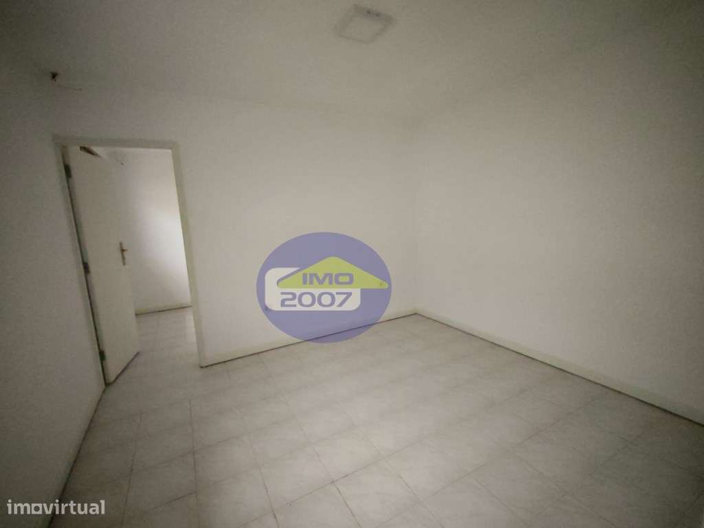 Moradia com 3 frações independentes-42