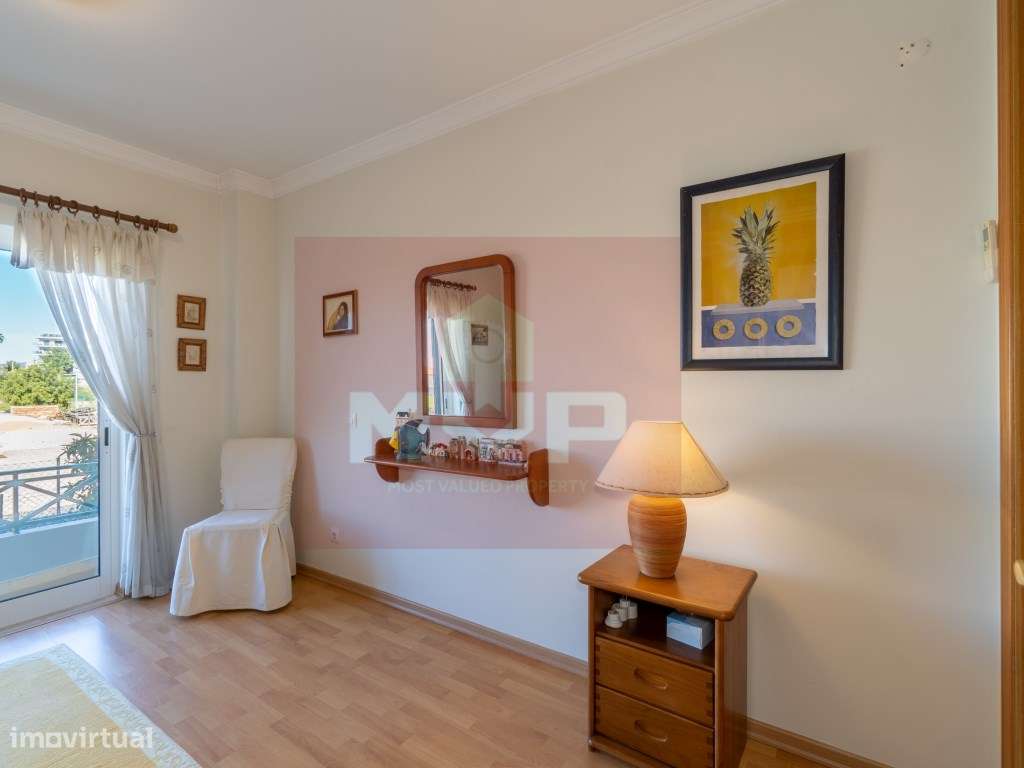 Moradia em banda V3 em Quelfes-25