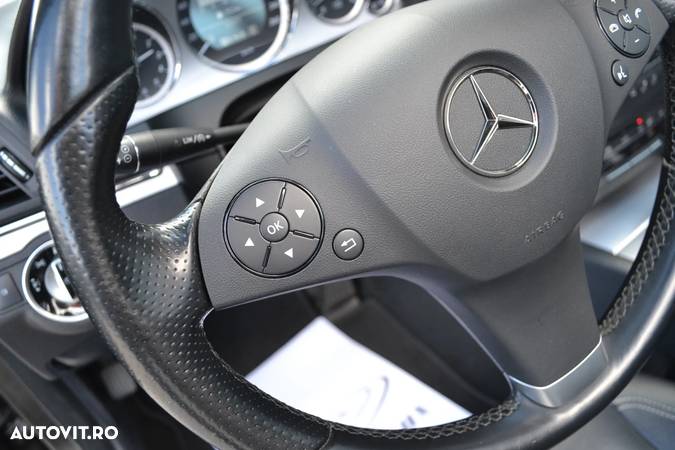 Mercedes-Benz E 250 CGI BlueEfficiency Automatik - 11