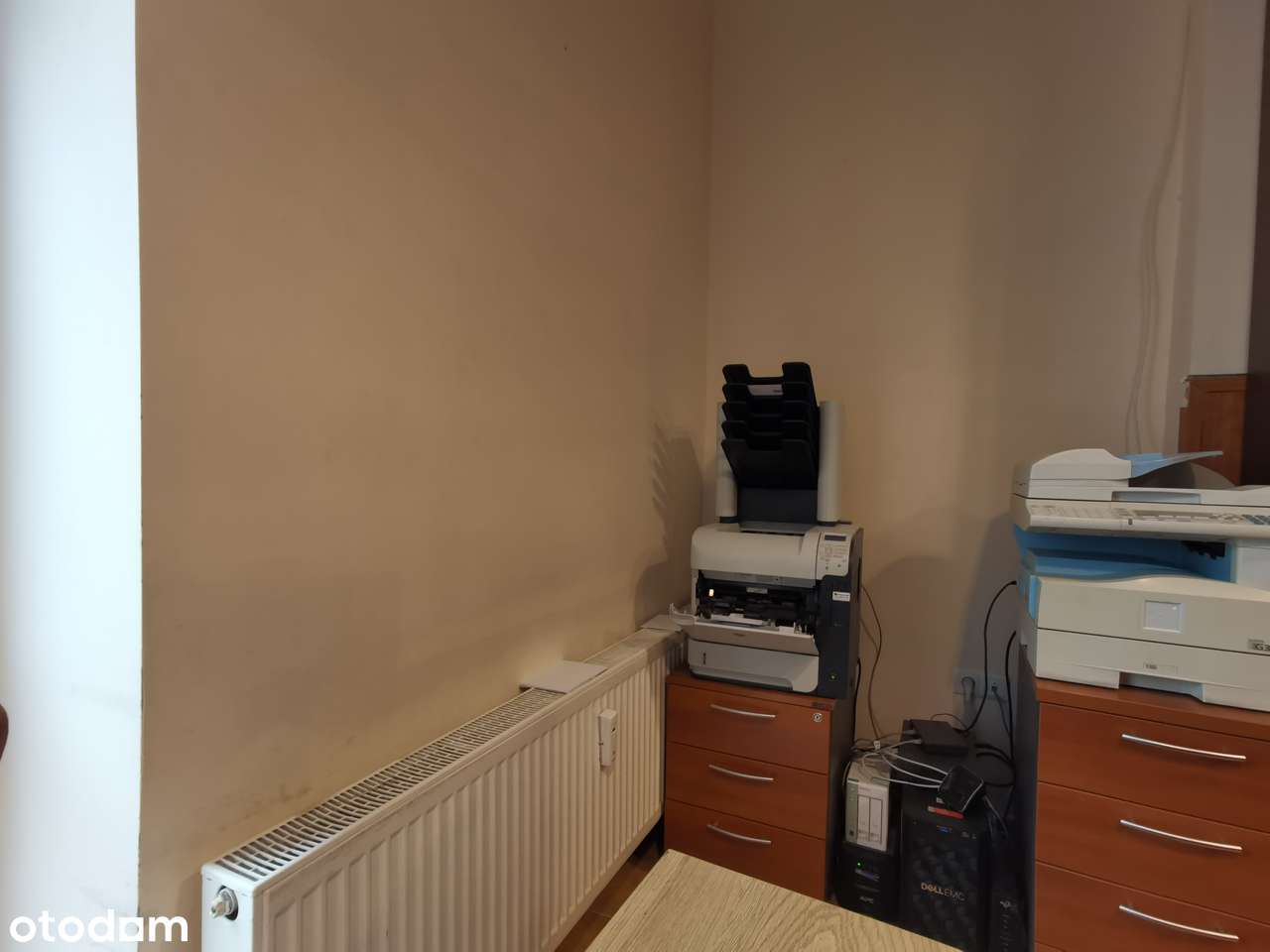 pokoje biurowe 21,7 i 11,7 m2 koło dworca, sądu w Gdyni, nieumeblowane - Pełny obrazek: 4/20