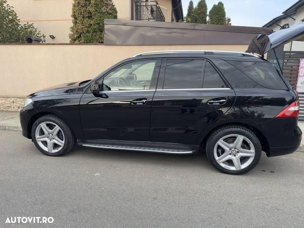 Mercedes-Benz ML 350 BlueTec 4MATIC Aut - 3