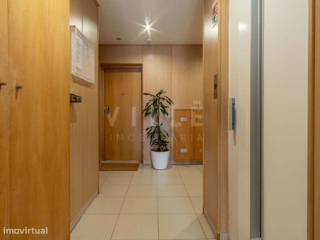 Apartamento T2 com Garagem à Venda na Senhora da Hora | CityGolf, M...-14