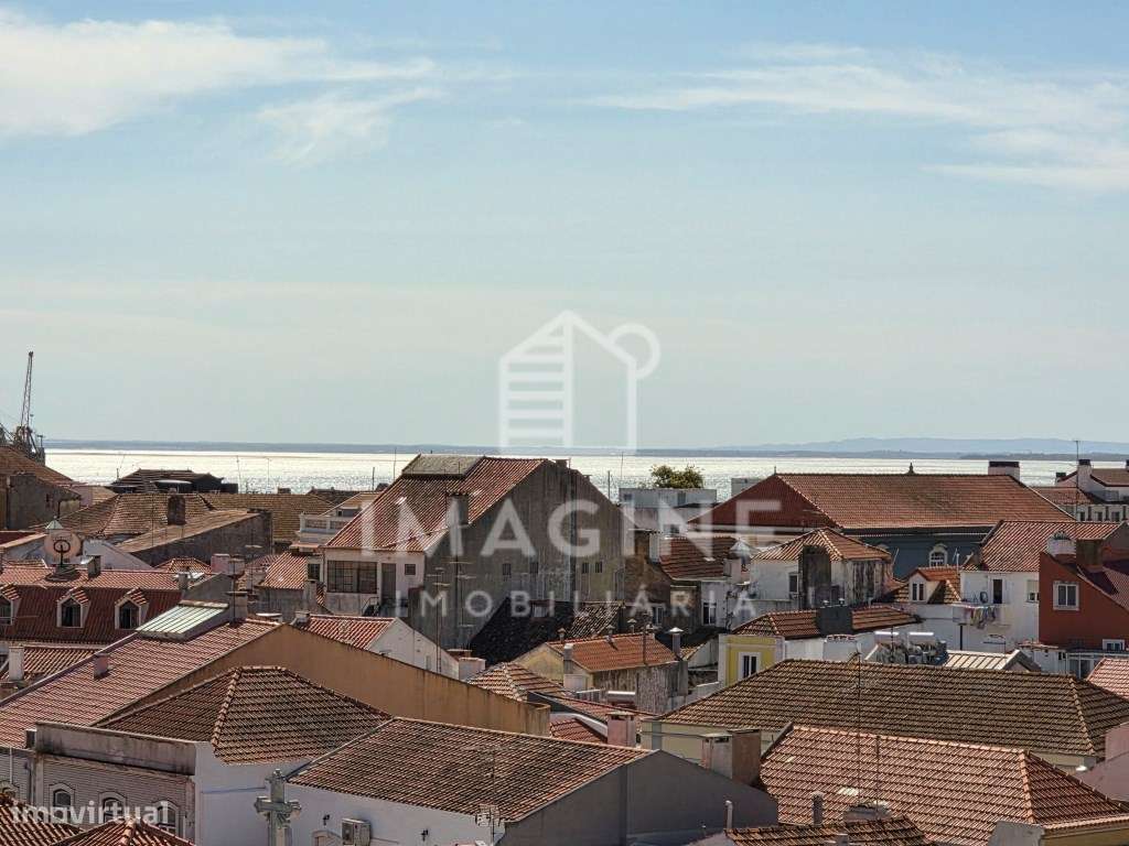 Apartamento T3 totalmente renovado- Centro da Cidade com Vista Rio - Grande imagem: 3/32