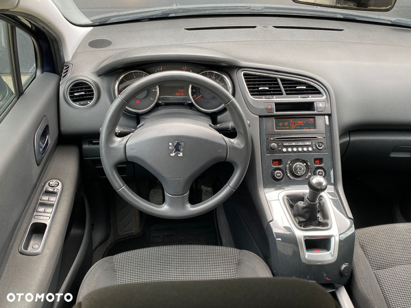Peugeot 5008 1.6 Premium - 11