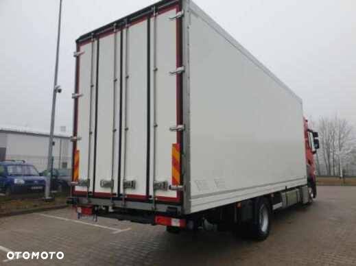 Renault Renault T 440 4x2 High Sleeper Cab - 13