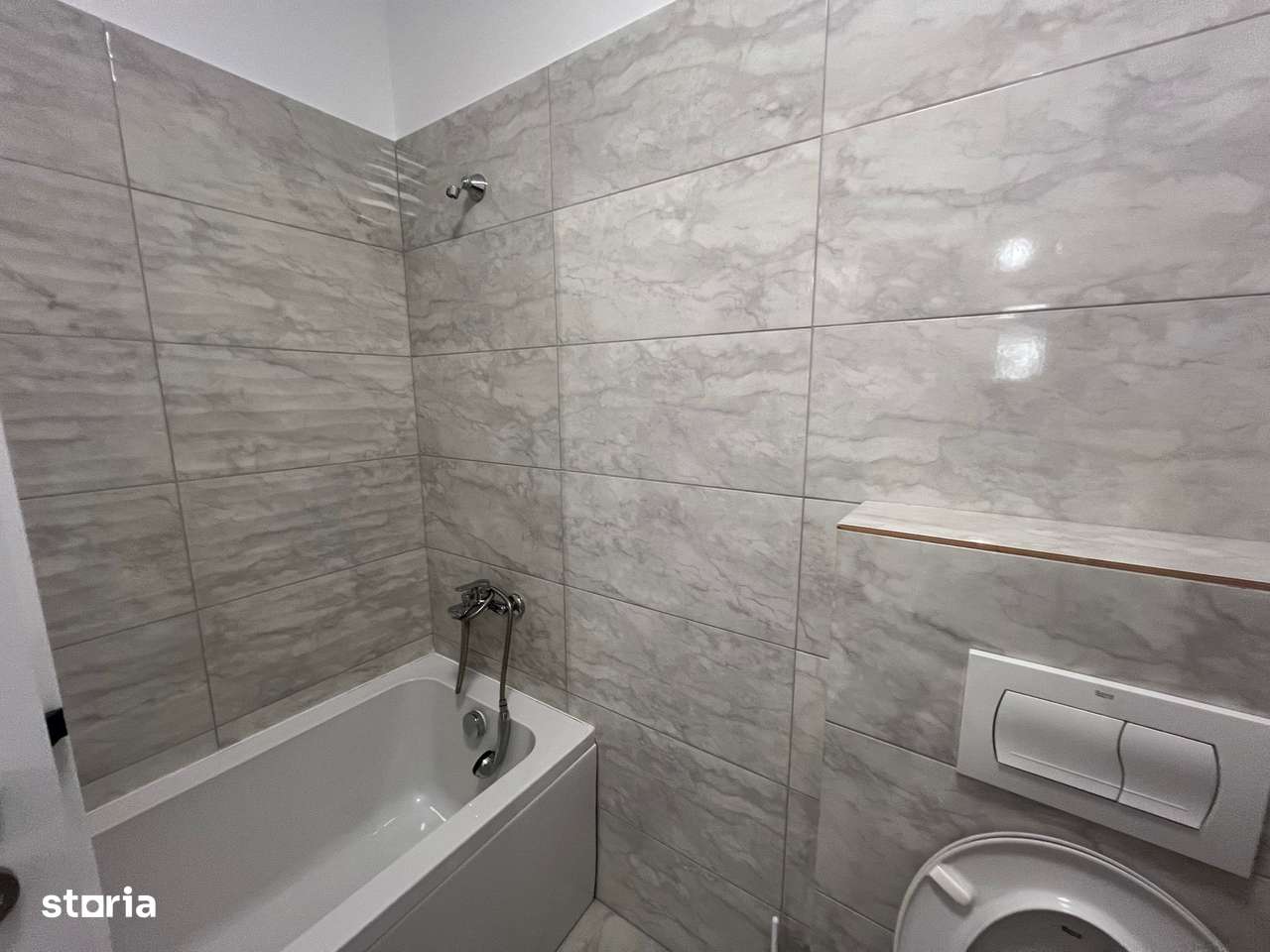 Apartament 2 camere decomandat, metrou Aparatorii Patriei - Imagine principală: 4/5