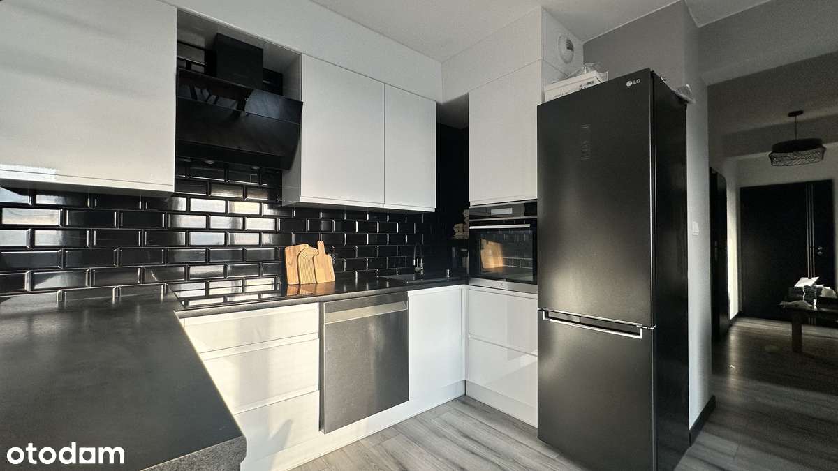 3 pokojowe z dużą loggią w nowym budynku | garderoba-10