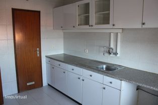 T3 espaçoso com garagem fechada-Ermesinde - Grande imagem: 3/18