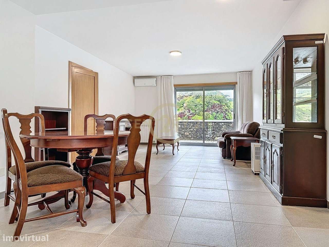 Moradia T3 com varanda e garagem na Fonte do Bastardo - Grande imagem: 4/6