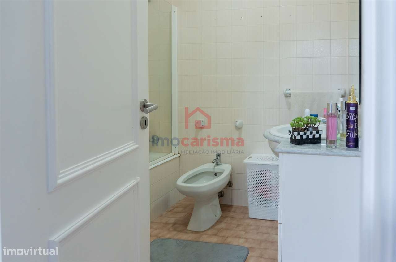 Apartamento T1+1 em Matosinhos-13