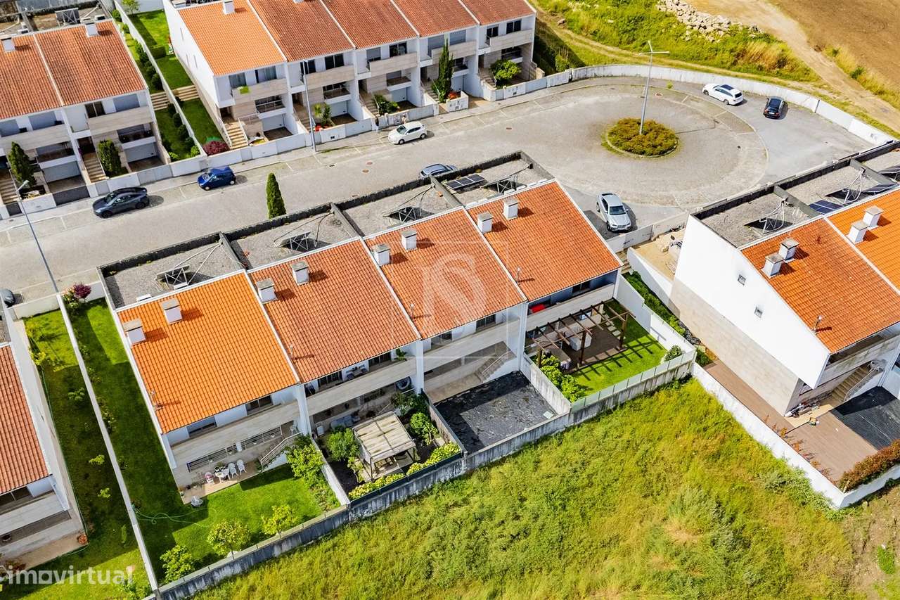 Moradia T4, Equipada e Mobilada, em Gamil, Barcelos-41