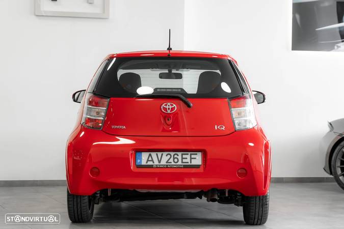 Toyota iQ 1.33 VVT-i 2 MultiDrive - 5