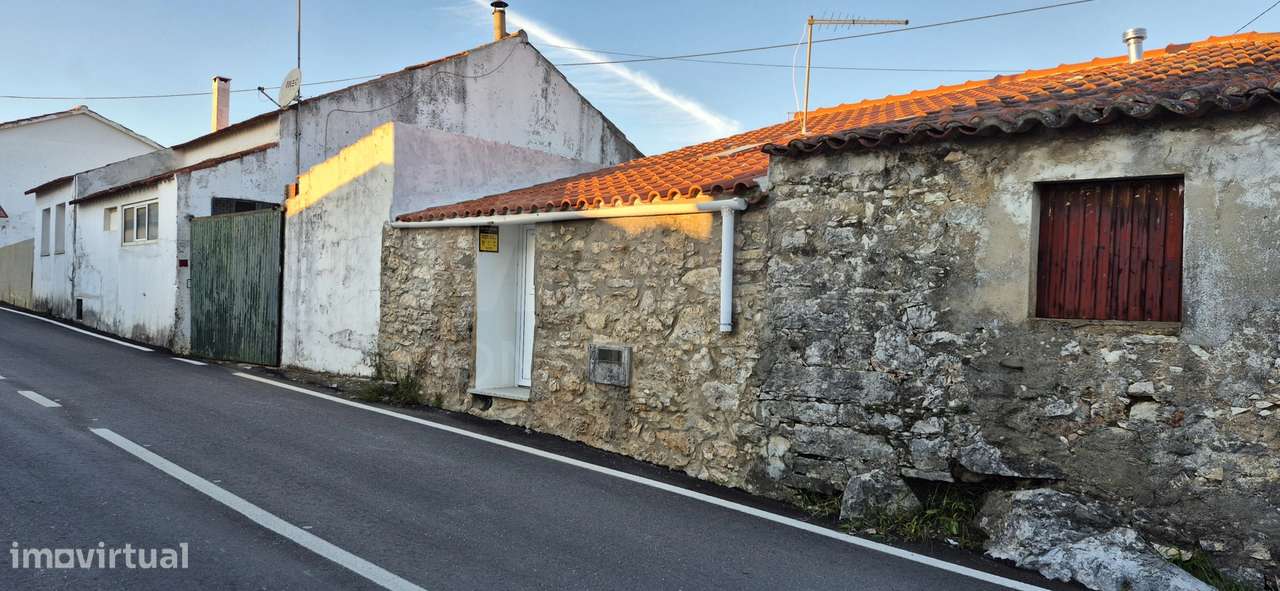 Moradia T2 Térrea Remodelada | Open Space | 2 WC | Alcobaça / Ataíj... - Grande imagem: 4/23