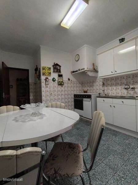 T4 Mobilado - Bairro da Pedrulha - Grande imagem: 4/12