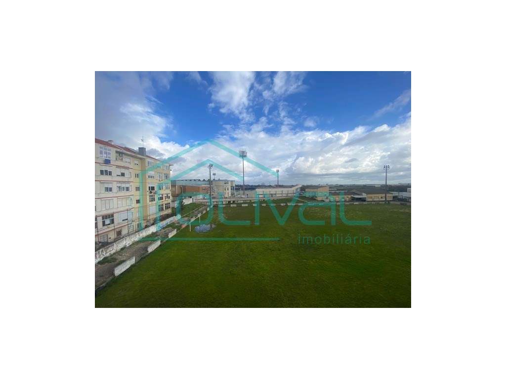 Apartamento T3 à venda em Alverca-29