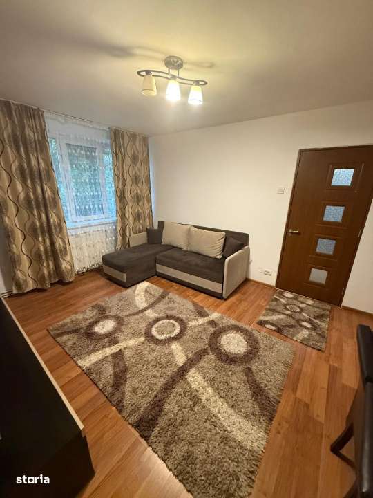 Apartament 3 camere, 60 mp, Calea Bucuresti. - Imagine principală: 2/12