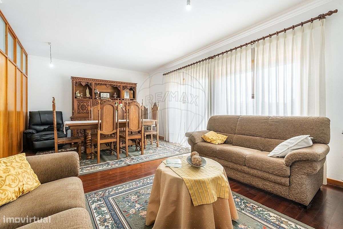 Moradia em Banda T4 com Jardim e Garagem — Sequeira, Braga - Grande imagem: 5/31