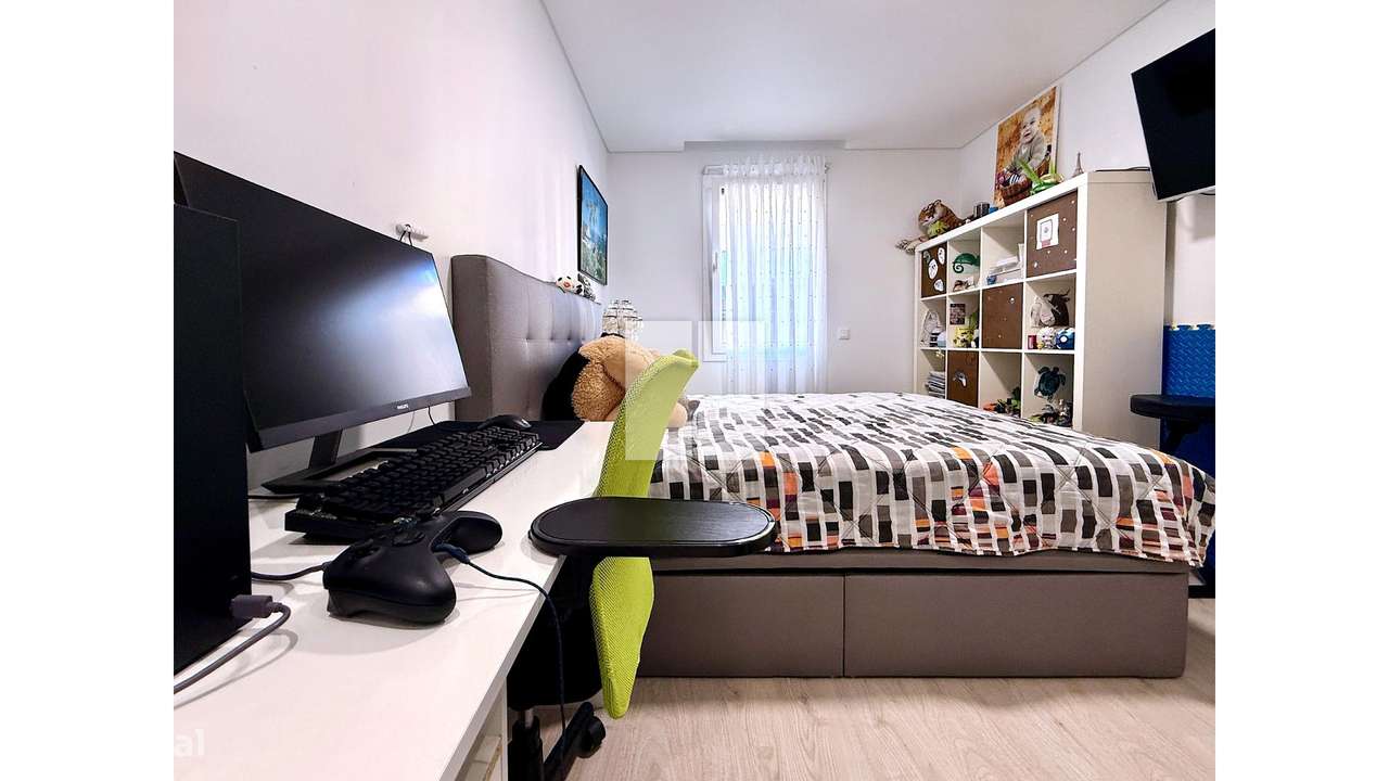 Apartamento T3 Seminovo c/ Terraço-31