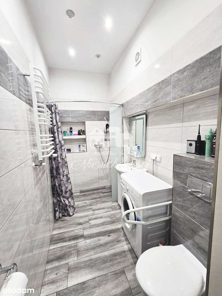 Przestronny dom z ogródkiem i dobrym dojazdem-10