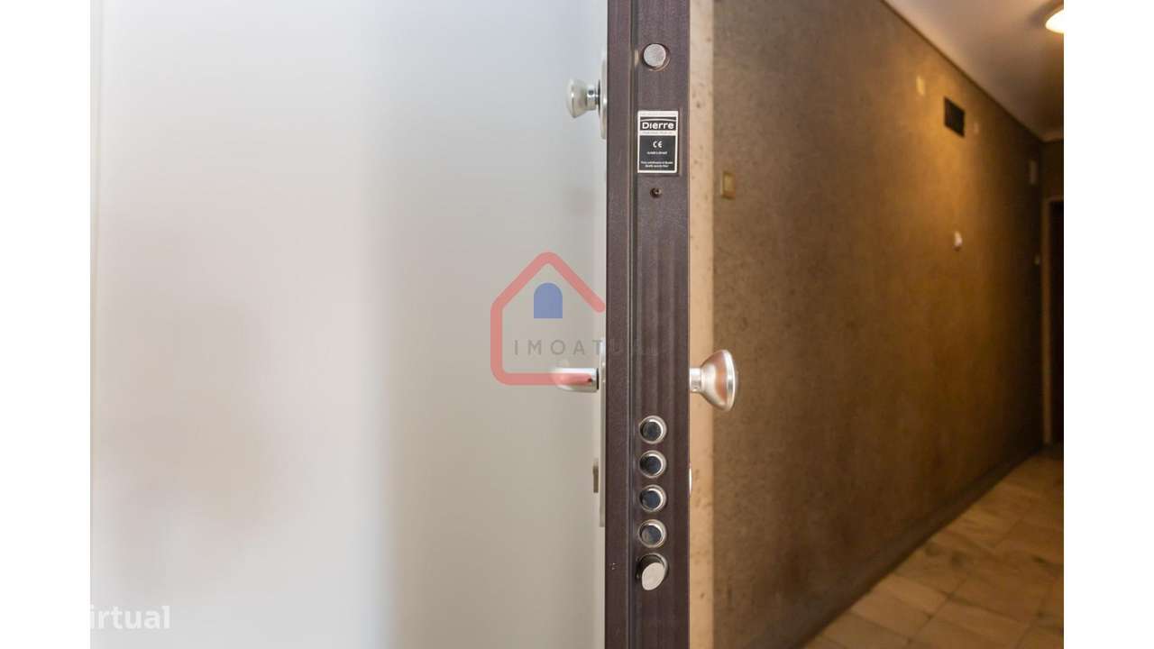 Apartamento T3 No Centro de Setúbal.-31