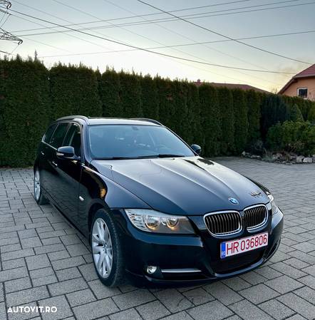 BMW Seria 3 318d DPF Touring Aut. - 1