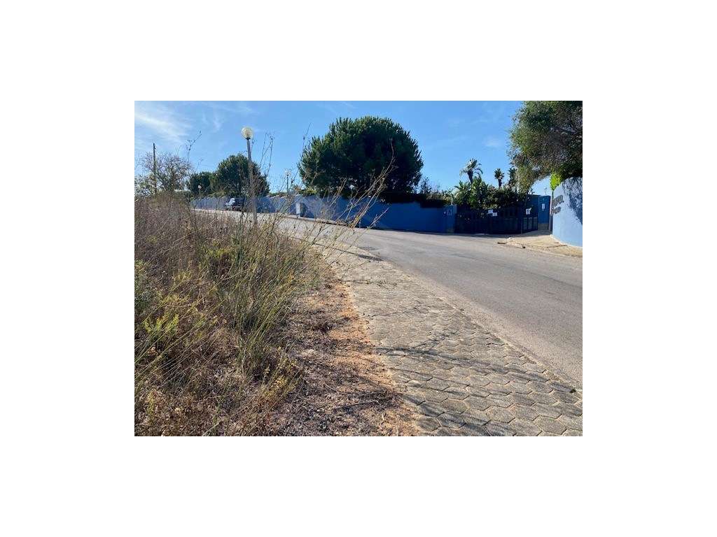 Terreno urbano para construção, Luz, Algarve - Grande imagem: 2/17