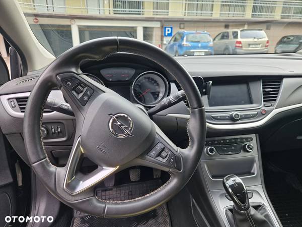 Opel Astra V 1.4 Enjoy - 7