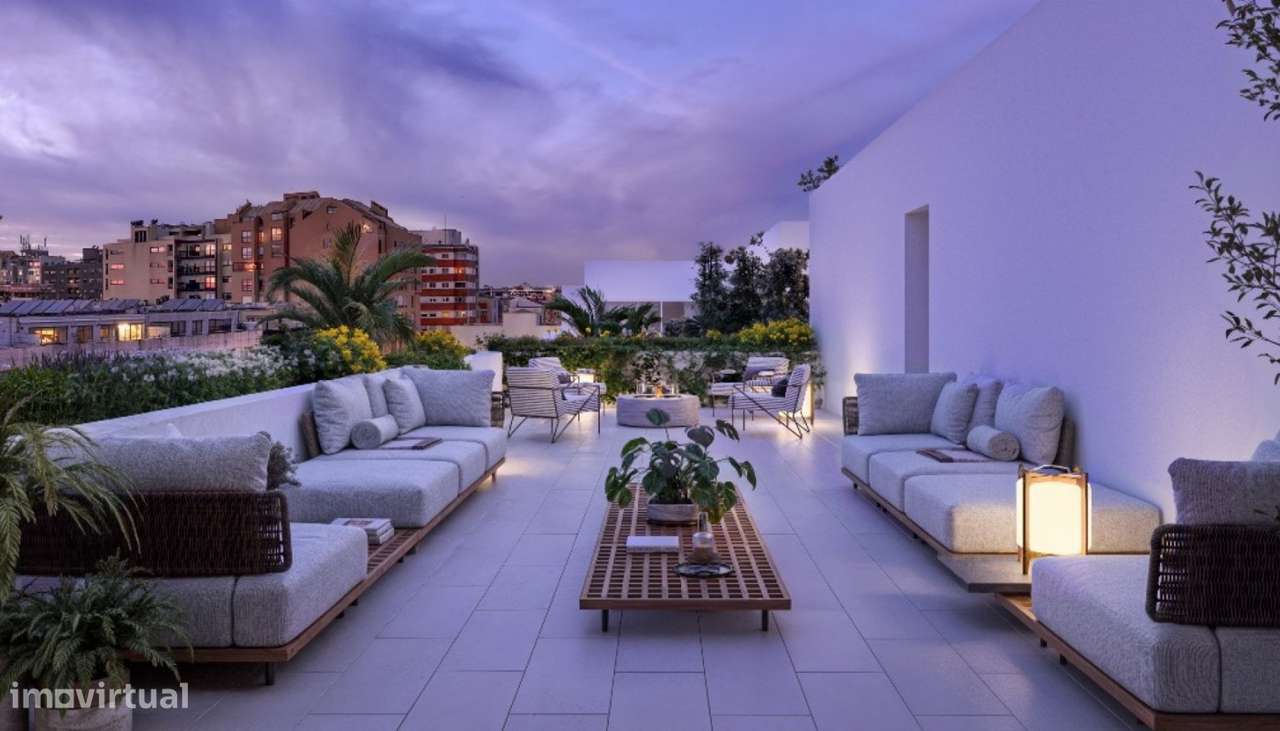 Penthouse T4 com terraços e varandas no Brito Capelo 1023 em Matosinh - Grande imagem: 2/29