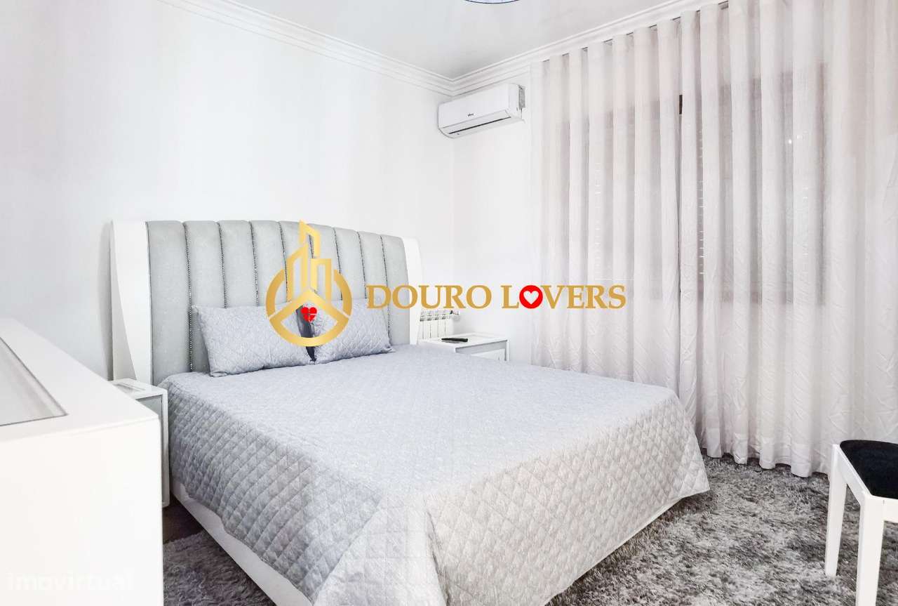 Moradia T4 com Piscina e Jardim em Ferreira - Paços de Ferreira-30